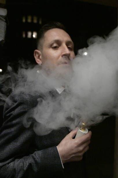 E-Shisha Buying Guide 2026 Why a rechargeable e-cigarette Is the Smarter Choice for Flavor and Savings