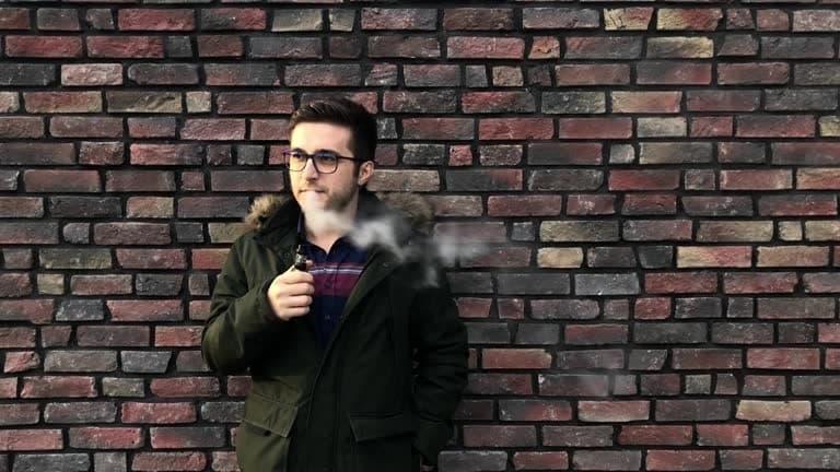 E-Cigi Buying Guide and Safety Tips - Why E-Cigi Could Be Your Safe Electronic Cigarette Choice