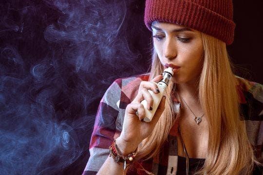 IBvape obchod buying tips and consumer FAQ on what is the main chemical in e cigarettes risks facts and safer choices