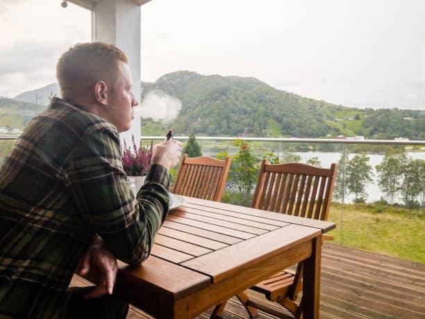 Ultimate Guide to trực tiếp đá gà Live Streams and Why the best e cigarette Matters for Long Watch Sessions